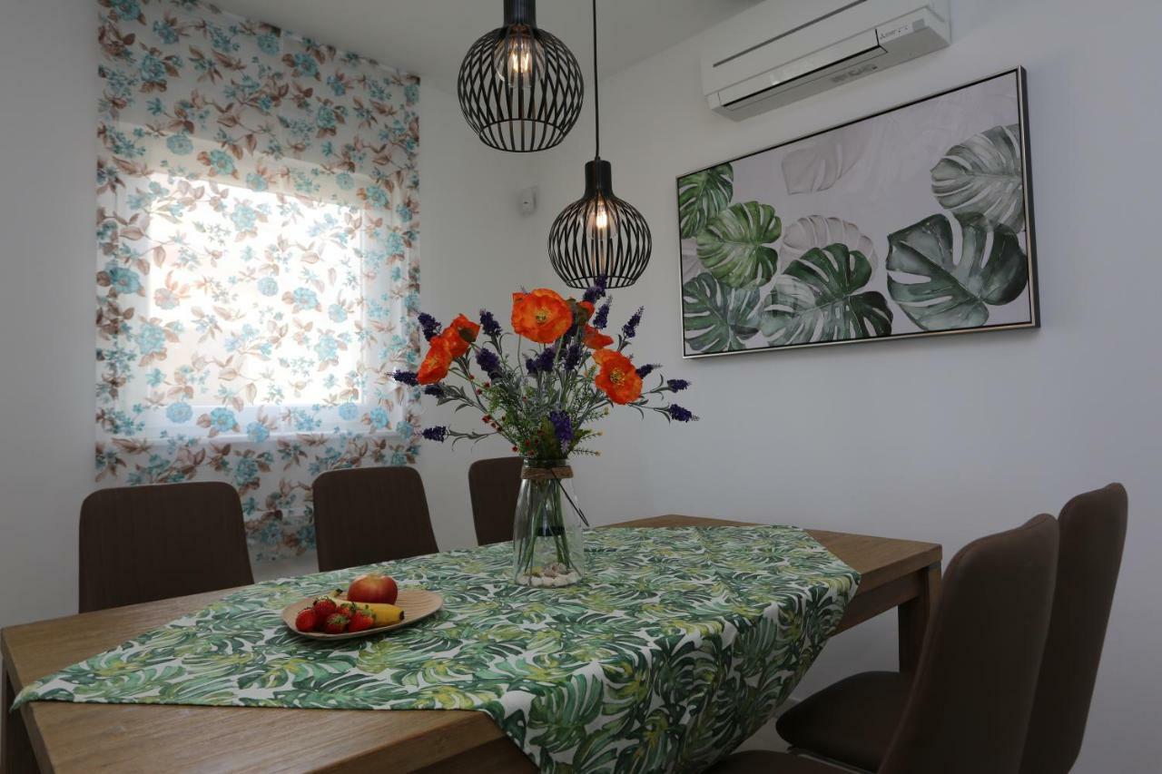 Luxury Villa Lidija Brzac Bagian luar foto